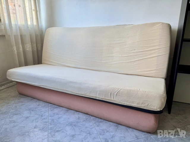 Диван-спалня, маса и подарък TV, снимка 3 - Дивани и мека мебел - 55273578