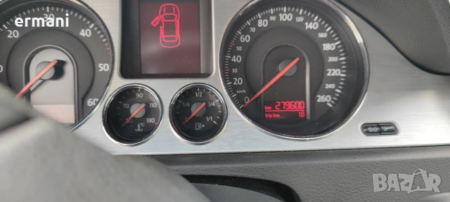 VW Passat 2.0 tdi. 4/4, снимка 10 - Автомобили и джипове - 54665098