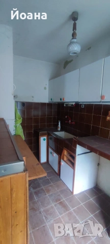 Продава 3-СТАЕН, етаж от къща с маза и таван,град Добрич, Свети Георги