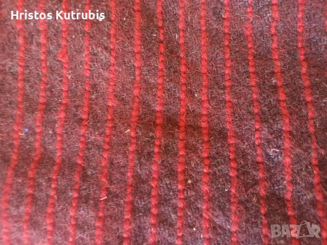 НОВ! Луксозен вълнен ръчен китеник шаги 205/140 – бордо, снимка 4 - Покривки за легло - 55642984