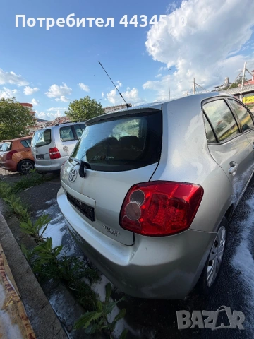 Toyota Auris 1.4, снимка 3 - Автомобили и джипове - 54662572