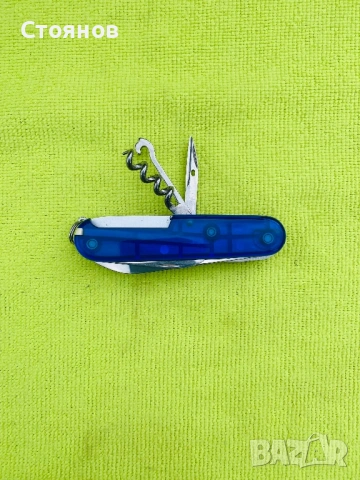 Чисто ново швейцарско ножче Victorinox, снимка 6 - Ножове - 54167969