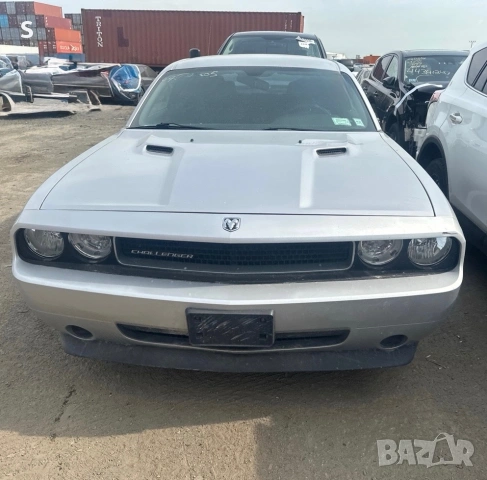 Dodge Challenger V6 