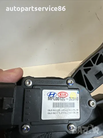 Педал на газта за Hyundai i40 1.7 CRDi (2018) 0012C3Z910, снимка 2 - Части - 55479038
