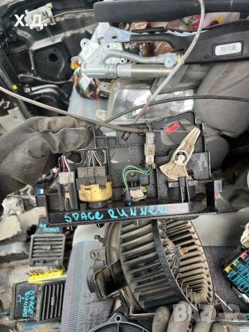 Управление парно и климатик Мицубиши Спейс Рънър 1998г , снимка 2 - Части - 54059807