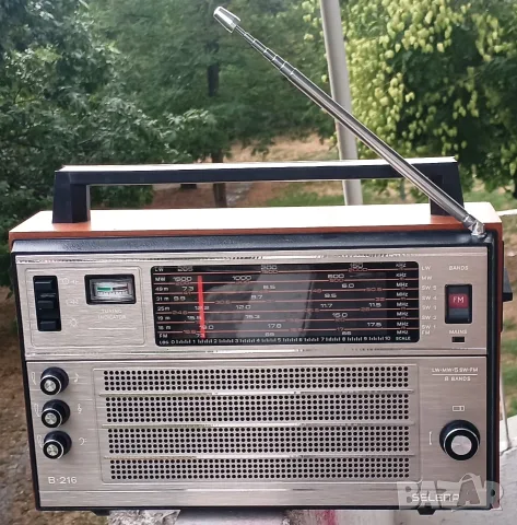 📻✨ КАПСУЛА НА ВРЕМЕТО – SELENA B216 – 125 €, снимка 3 - Антикварни и старинни предмети - 55664510