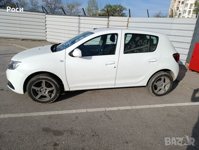 Продавам Дачия Сандеро , снимка 5 - Автомобили и джипове - 52804578