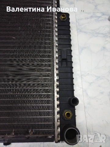 Радиатор Mercedes E210, снимка 4 - Части - 54193306