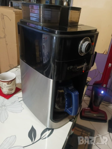 Кафемашина Philips HD7767/00, 1000W, 1.2 л, За зърна или мляно кафе, LCD, Кафемелачка, Стъклена кана, снимка 8 - Кафемашини - 55162773