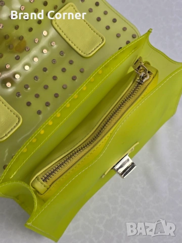 Нова дамска чанта Steve Madden Yellow Jelly с несесер, снимка 9 - Чанти - 54354726