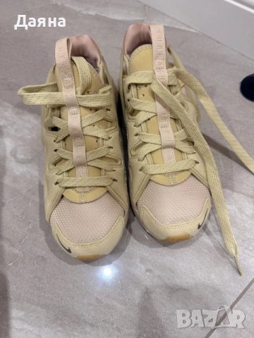 Оригинални маратонки Nike, снимка 3 - Маратонки - 55424695