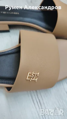 Нови бежови дамски кожени чехли TOMMY HILFIGER FLAT SANDAL EUR38, снимка 9 - Чехли - 55647304