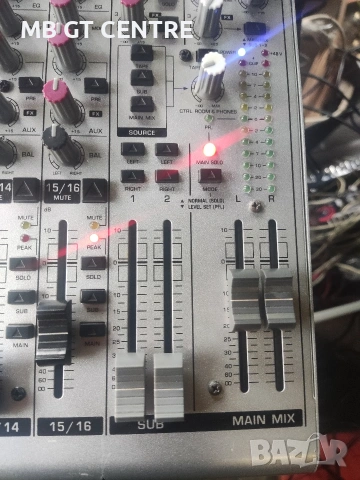 Moxing pult Behringer UB2222FX- Pro, снимка 2 - Ресийвъри, усилватели, смесителни пултове - 54484163