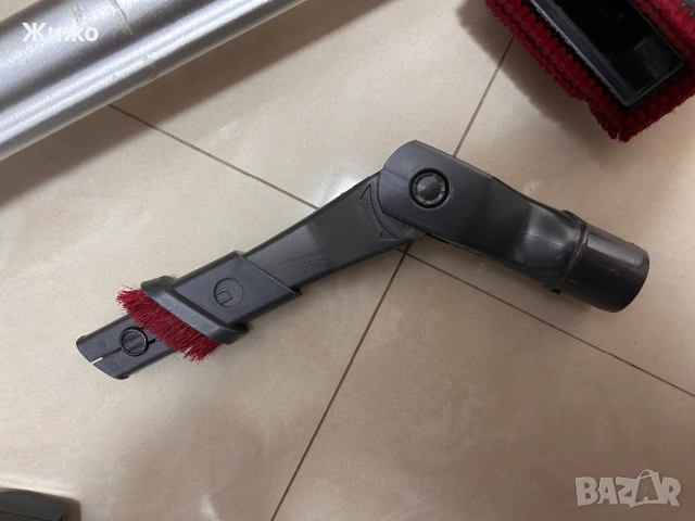 Продавам прахосмукачка (безкабелна) Hoover Freedom, снимка 4 - Прахосмукачки - 54909722