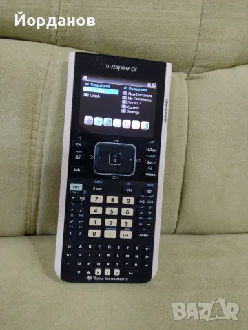Графичен калкулатор Texas Instruments TI-Nspire CX, снимка 3 - Друга електроника - 55683064