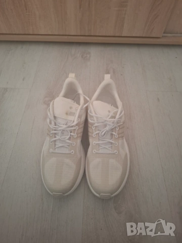 Маратонки Nike, снимка 4 - Маратонки - 54688036