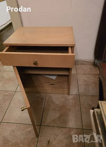 Малко нощно шкафче 50 x 37 x 56 см, снимка 2 - Шкафове - 55440226