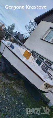 Ветроходна лодка , снимка 3 - Воден транспорт - 54346110