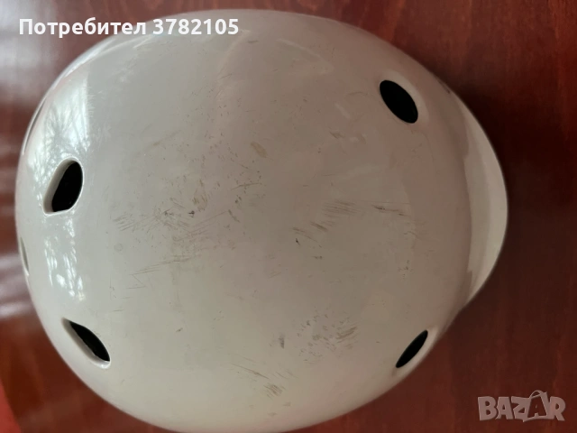 Продавам детска спортна/велосипедна каска OXELO , снимка 4 - Спортна екипировка - 54588154