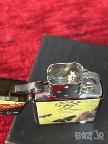 запалка Zippo + бензин, снимка 4 - Запалки - 55621884
