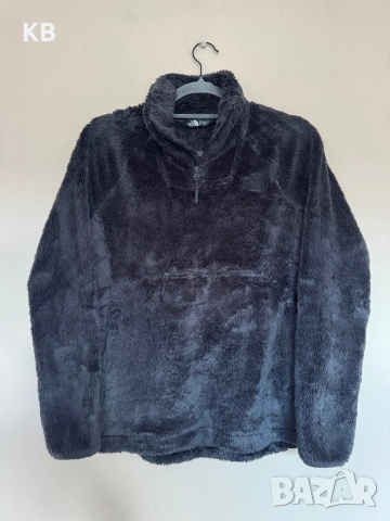 The North Face Women’s Osito Weathered Black Pullover Jacket.