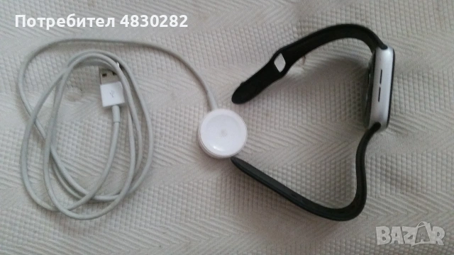 Apple Watch series 4 заключен, или за части, снимка 4 - Смарт часовници - 55142792
