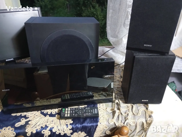 Домашна киносистема SONY DAV-F300 с DVD и USB