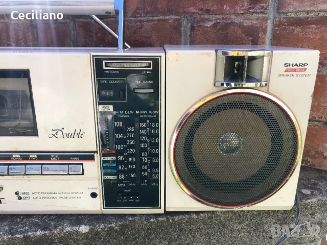 Радиокасетофон SHARP QT 89, снимка 2 - Радиокасетофони, транзистори - 54310319