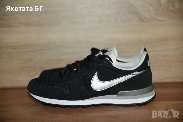 Nike Оригинални маратонки, размер 42,5, снимка 2 - Маратонки - 54701952