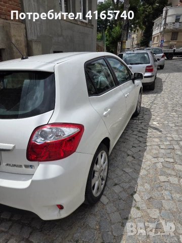 Продава се: Toyota 1.8 Hybrid (Бензин/Ток) — Изключително икономичен и надежден автомобил, снимка 3 - Автомобили и джипове - 55279467