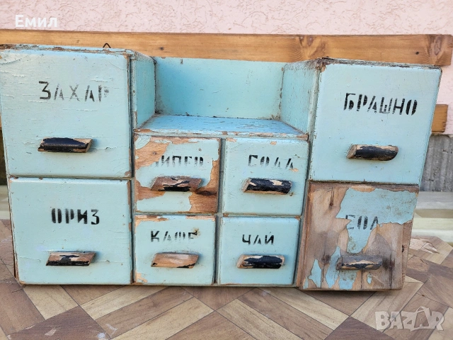 Автентично шкафче за подправки от соца, снимка 2 - Колекции - 54099455