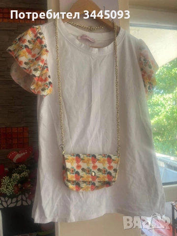 Нова тениска без етикет с малка чантичка