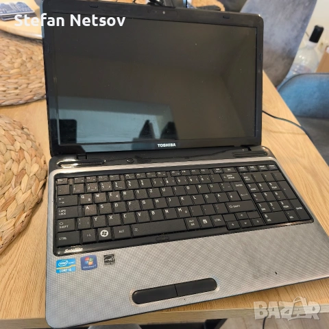 Laptop Toshiba L750-16W, Intel i5, geforce 525, 8gb Ram, 750gb HDD