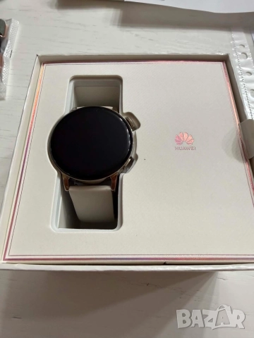 Huawei Watch GT 3 42mm с оригинална кутия, зарядно и каишка, снимка 3 - Дамски - 55153629