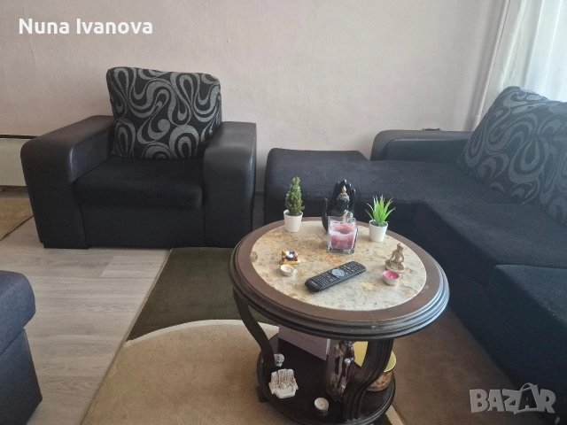 Продавам Диван 