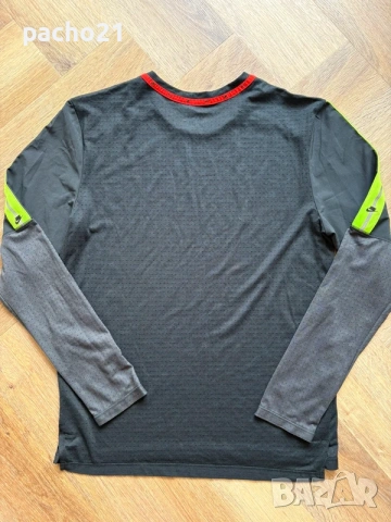 Nike , снимка 3 - Спортни дрехи, екипи - 54886211