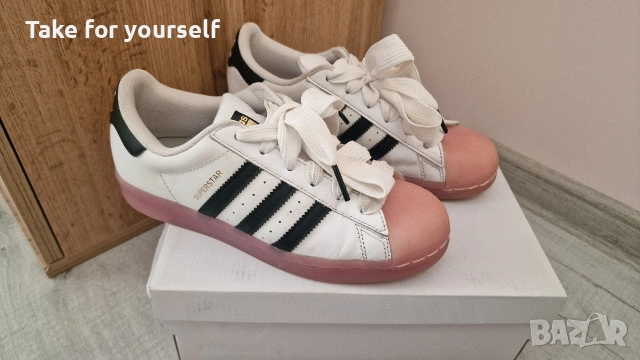 38 номер ADIDAS ORIGINAL Дамски кожени маратонки , снимка 2 - Маратонки - 54734136