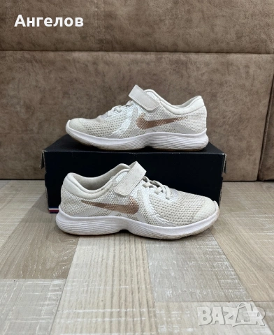Nike Revolution детски маратонки