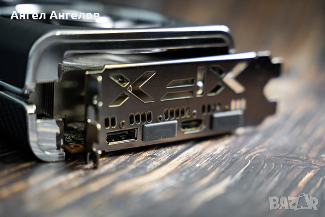 Видеокарта XFX RX 5700 XT 8GB THICC III Ultra, снимка 3 - Видеокарти - 55263695
