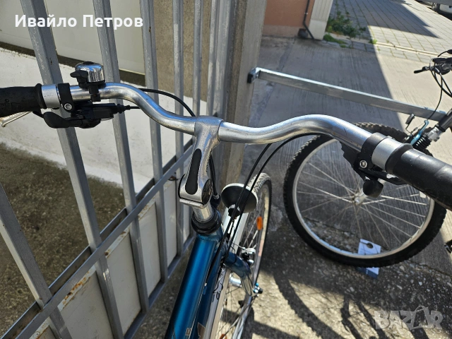 Алуминиев велосипед 28 цола SCHWINN-шест месеца гаранция, снимка 3 - Велосипеди - 55043420