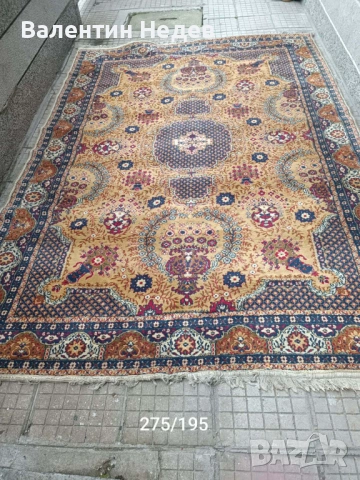 Персийски килим 