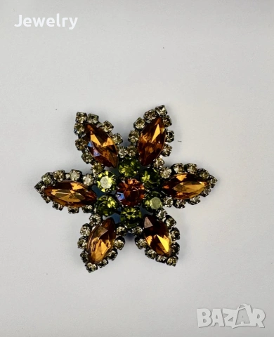 Винтидж брошка във форма на цвете / звезда, 1950–те години