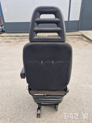 Седалка за Ивеко Дейли/Iveco Daily , снимка 6 - Бусове и автобуси - 54174337