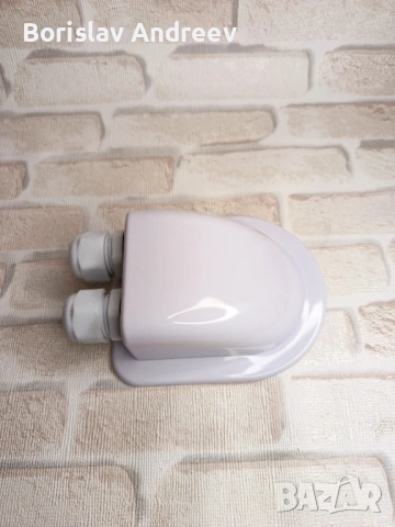 Соларна разклонителна кутия Вход за кабел Уплътнителна кутия  кабелен конектор с два отворa , снимка 3 - Друга електроника - 54083829