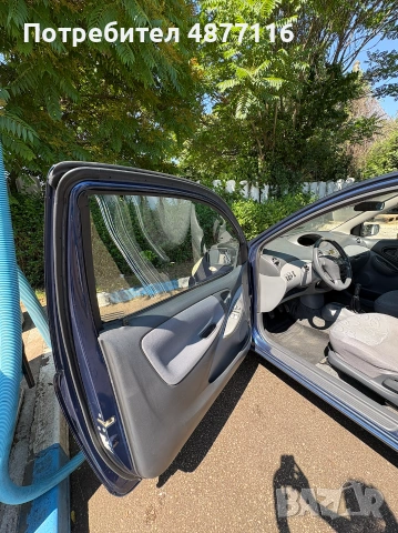 Toyota Yaris 2000, снимка 8 - Автомобили и джипове - 55172045