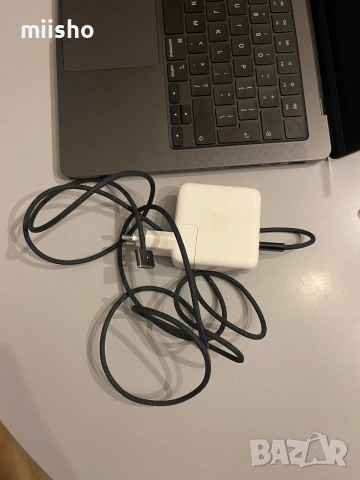 Macbook Pro M4 Pro chip 24GB RAM/512GB SSD, снимка 12 - Лаптопи за работа - 53411504