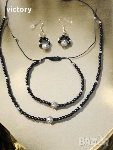 ✨ Éclipse Dorée – Луксозен комплект бижута с 14K позлатени елементи (чокър, гривна и обеци) 🖤, снимка 2 - Бижутерийни комплекти - 54171608