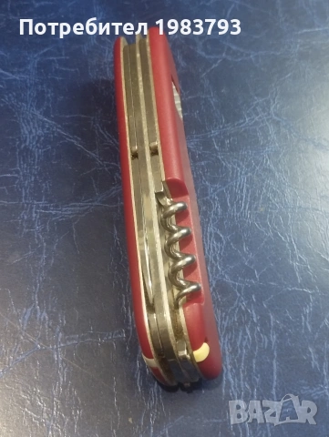 Стар модел голям 111 мм.Victorinox Switzerland с трион, снимка 8 - Ножове - 54822127