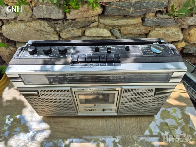 Радиокасетофон Sharp GF-6060H, снимка 2 - Радиокасетофони, транзистори - 55188310