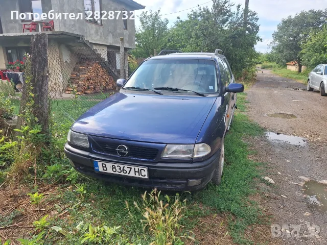 Продавам Опел Астра 1.4 